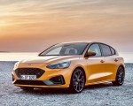 2019 Ford Focus ST (Euro-Spec Color: Orange Fury) Front Three-Quarter Wallpapers 150x120