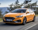 2019 Ford Focus ST (Euro-Spec Color: Orange Fury) Front Three-Quarter Wallpapers 150x120