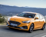 2019 Ford Focus ST (Euro-Spec Color: Orange Fury) Front Three-Quarter Wallpapers 150x120