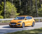 2019 Ford Focus ST (Euro-Spec Color: Orange Fury) Front Three-Quarter Wallpapers 150x120