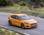 2019 Ford Focus ST (Euro-Spec Color: Orange Fury) Front Three-Quarter Wallpapers 150x120