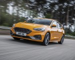 2019 Ford Focus ST (Euro-Spec Color: Orange Fury) Front Three-Quarter Wallpapers 150x120