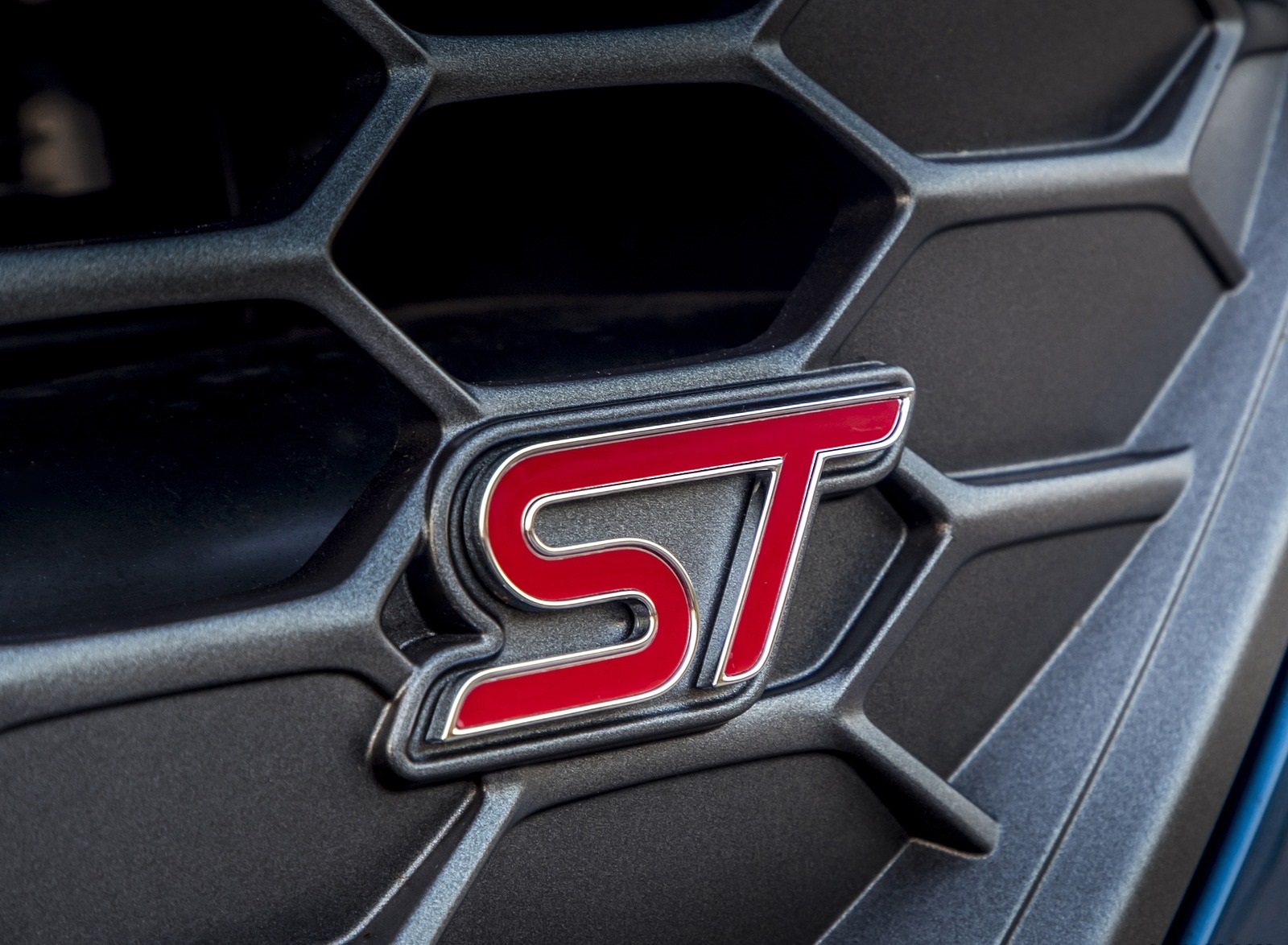 2019 Ford Focus ST (Euro-Spec Color: Performance Blue) Badge Wallpapers #154 of 218