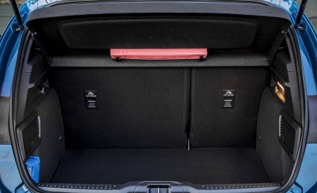 2019 Ford Focus ST (Euro-Spec Color: Performance Blue) Trunk Wallpapers 450x275 (159)