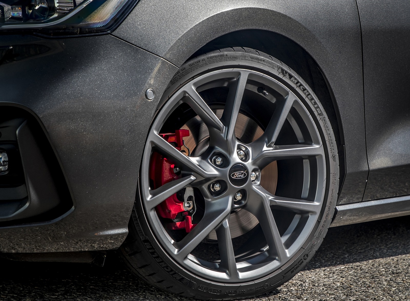 2019 Ford Focus ST Wagon (Euro-Spec Color: Magnetic) Wheel Wallpapers #188 of 218