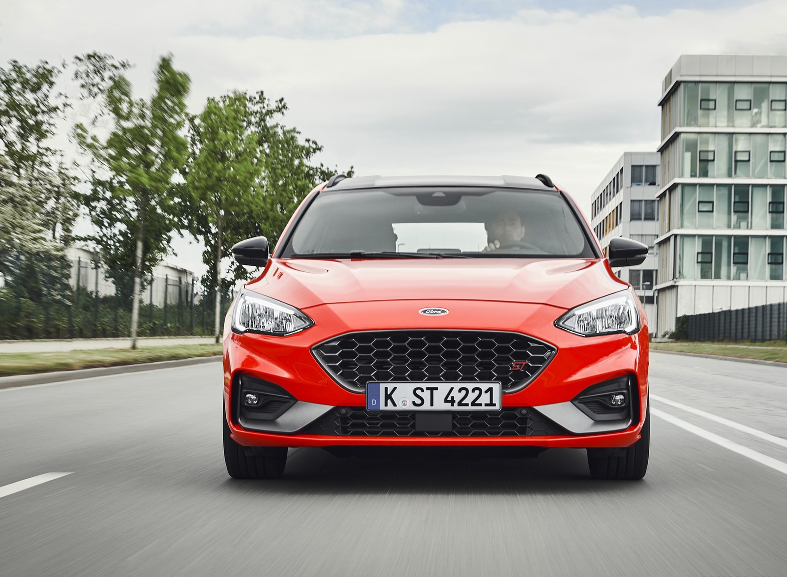 2019 Ford Focus ST Wagon (Euro-Spec) Front Wallpapers #211 of 218