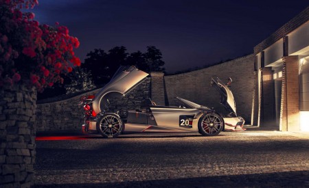 2019 Pagani Huayra Roadster BC Side Wallpapers 450x275 (13)