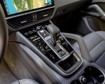 2019 Porsche Cayenne E-Hybrid (US-Spec) Central Console Wallpapers 150x120 (36)