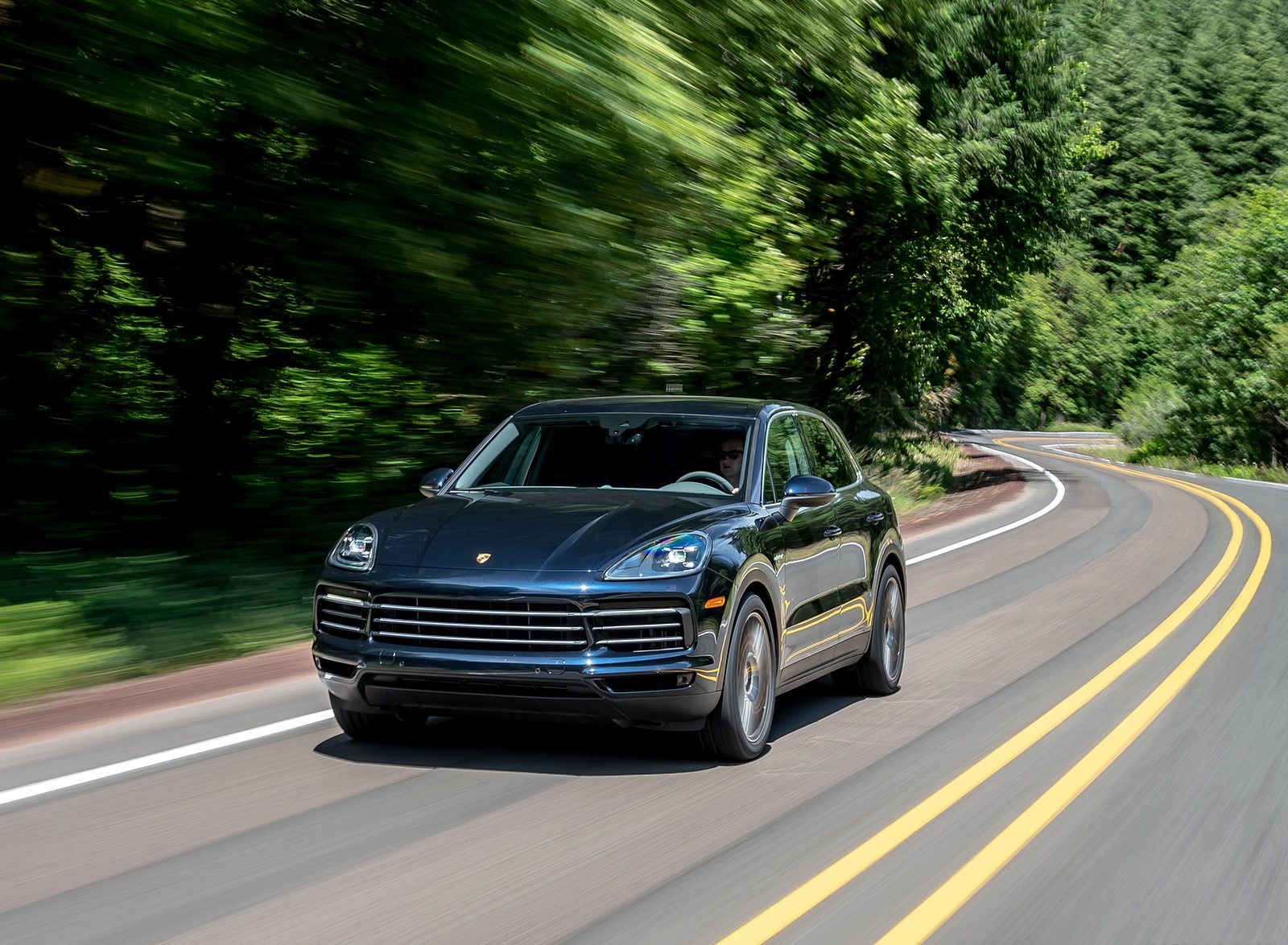 2019 Porsche Cayenne E-Hybrid (US-Spec) Front Wallpapers (7)