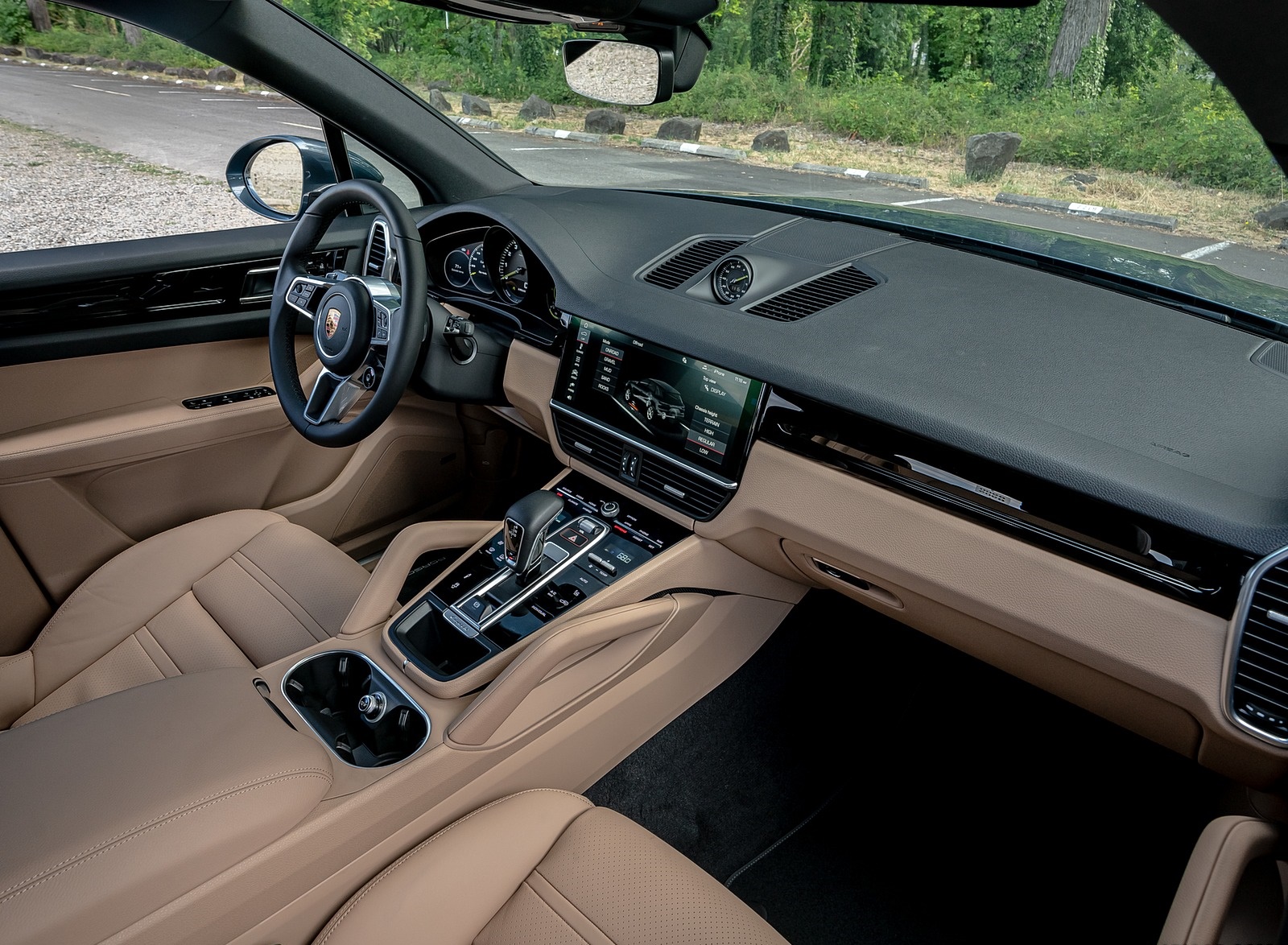 2019 Porsche Cayenne E-Hybrid (US-Spec) Interior Wallpapers #33 of 37