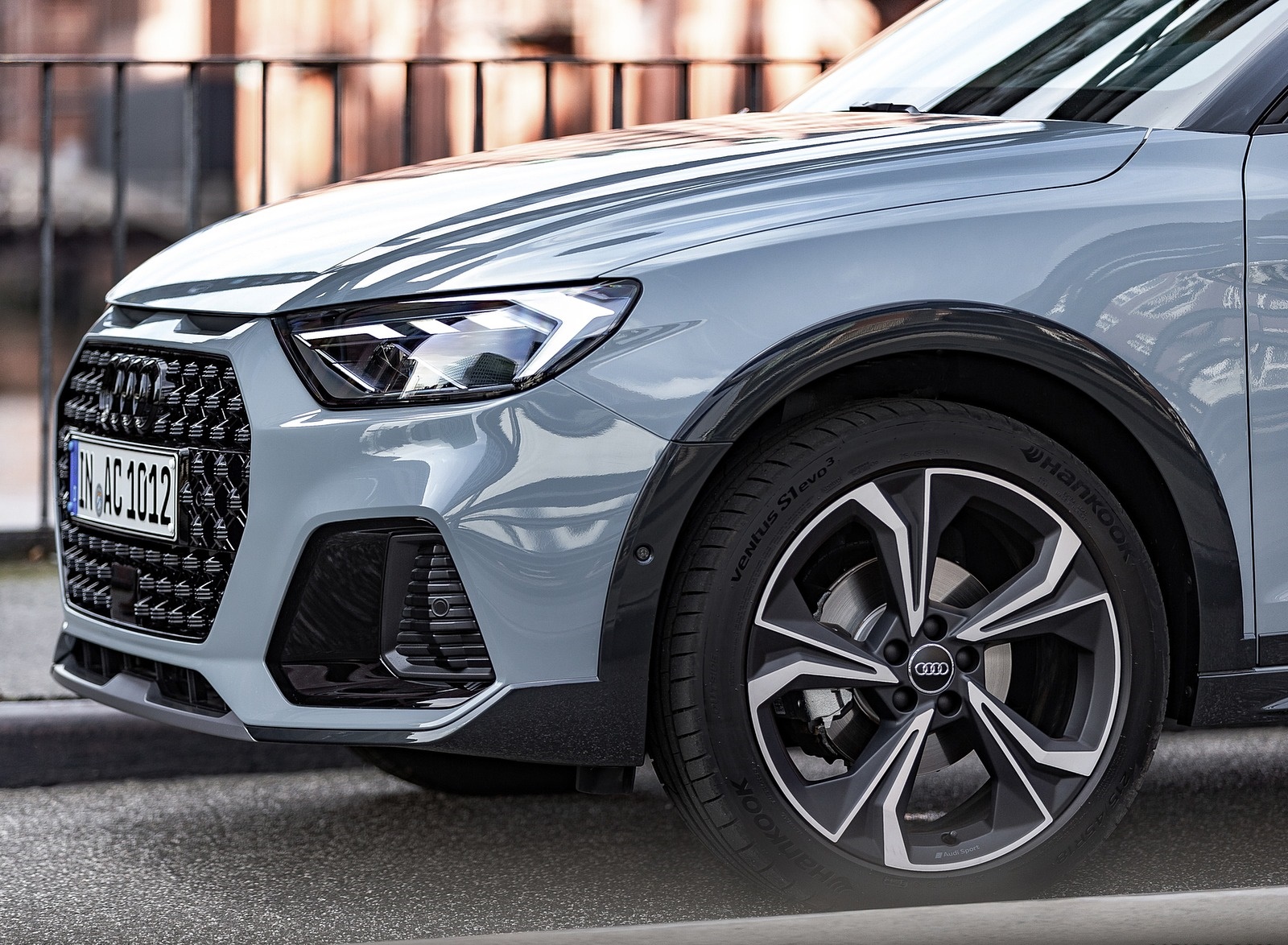 2020 Audi A1 Citycarver (Color: Arrow Gray) Detail Wallpapers #54 of 97
