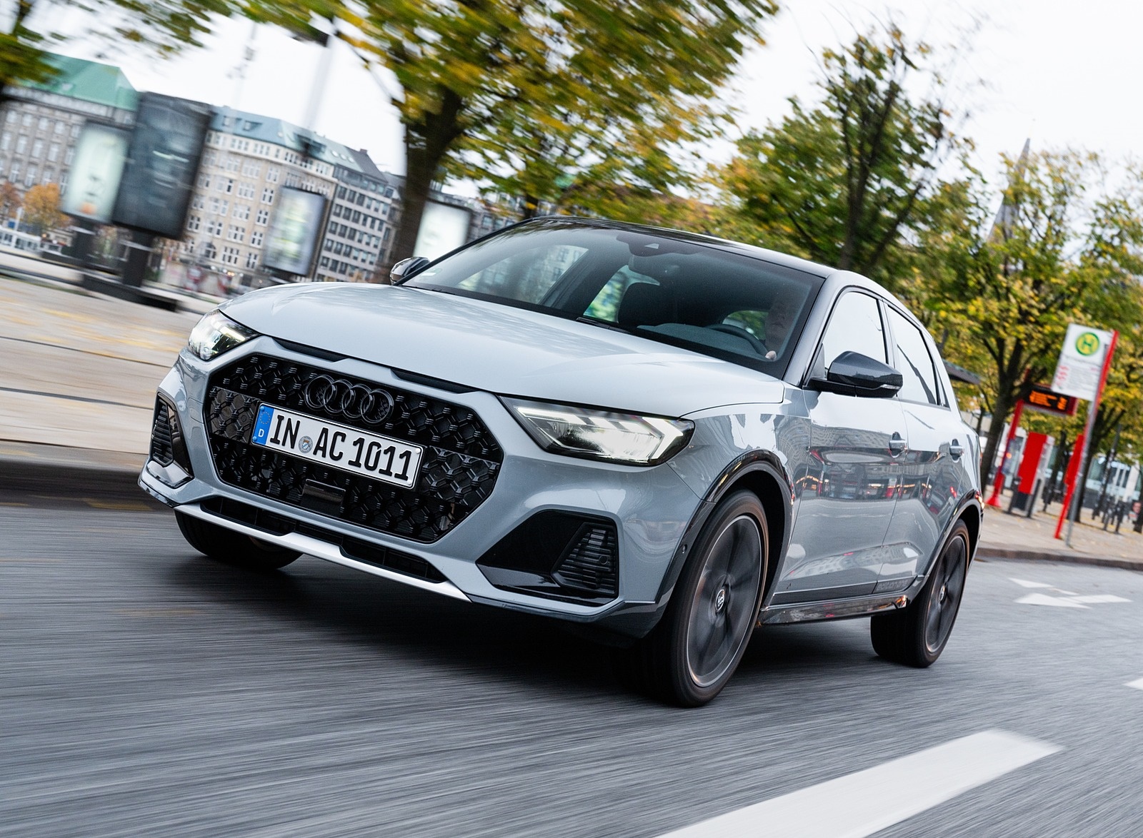 2020 Audi A1 Citycarver (Color: Arrow Gray) Front Three-Quarter Wallpapers (2)