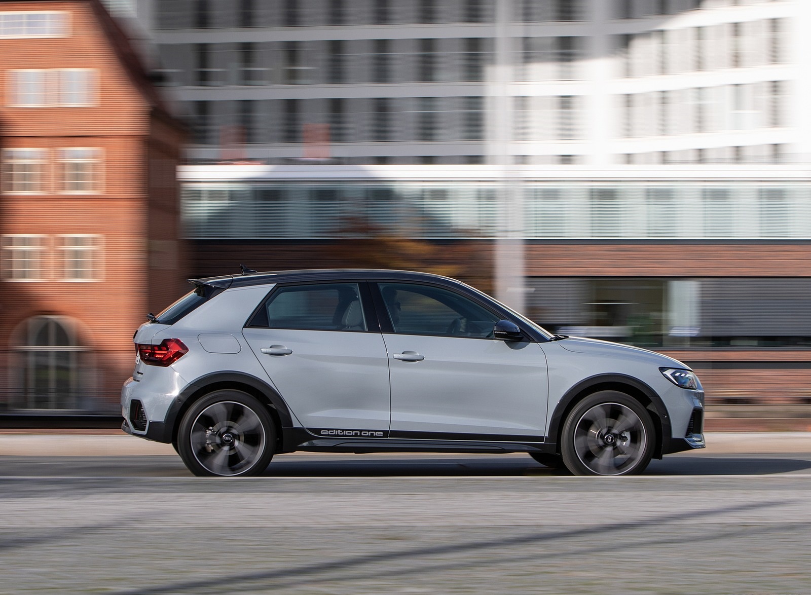 2020 Audi A1 Citycarver (Color: Arrow Gray) Side Wallpapers (7)