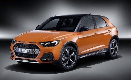 2020 Audi A1 Citycarver (Color: Pulse Orange) Front Three-Quarter Wallpapers 450x275 (93)