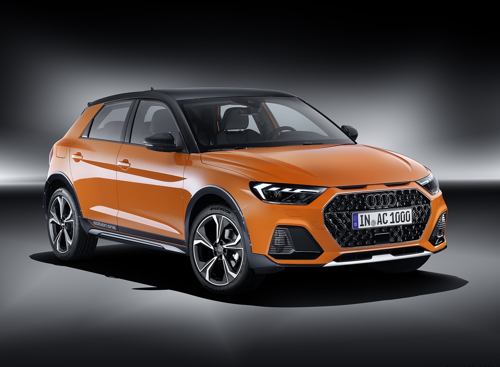 2020 Audi A1 Citycarver (Color: Pulse Orange) Front Three-Quarter Wallpapers #94 of 97