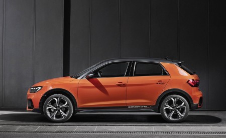 2020 Audi A1 Citycarver (Color: Pulse Orange) Side Wallpapers 450x275 (84)