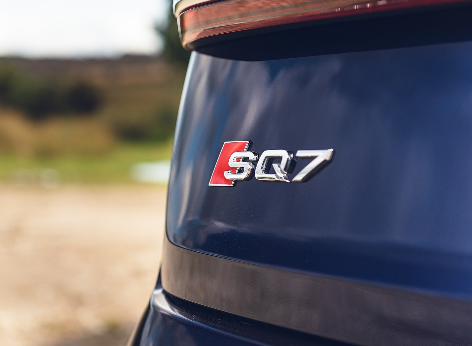 2020 Audi SQ7 TDI Vorsprung (UK-Spec) Badge Wallpapers #54 of 140