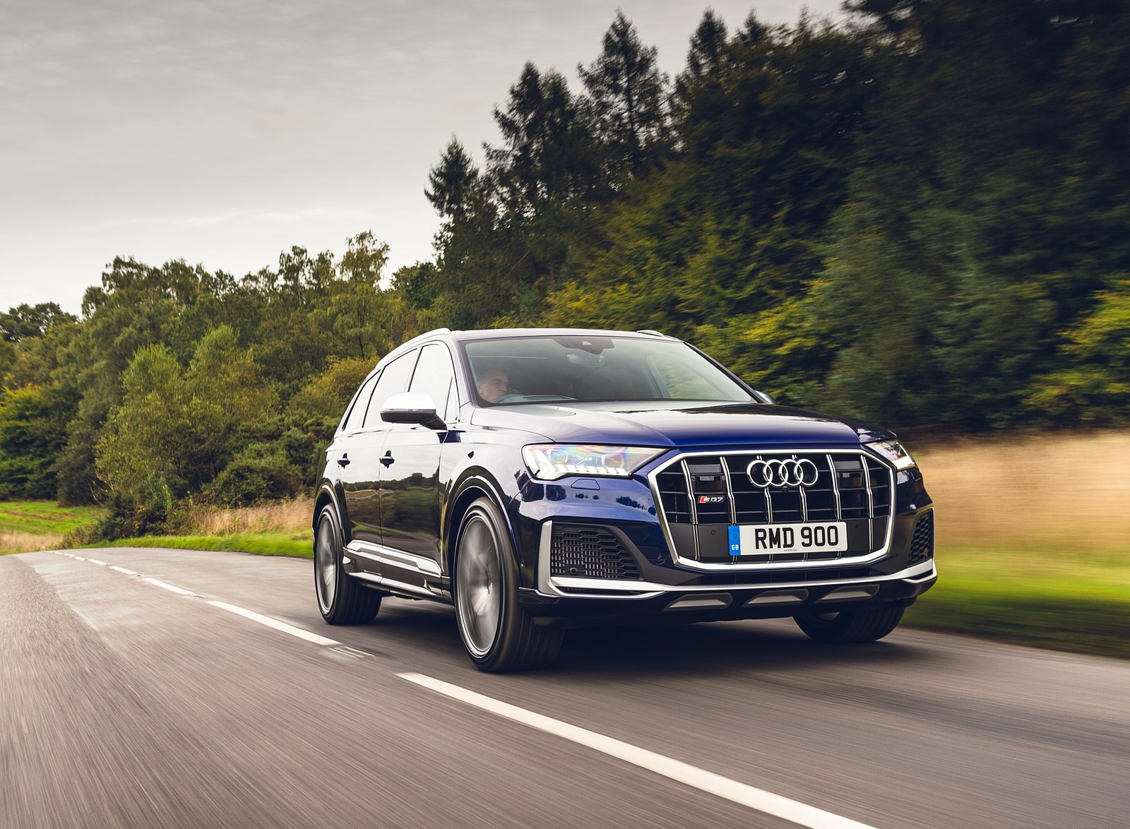 2020 Audi SQ7 TDI Vorsprung (UK-Spec) Front Three-Quarter Wallpapers #9 of 140