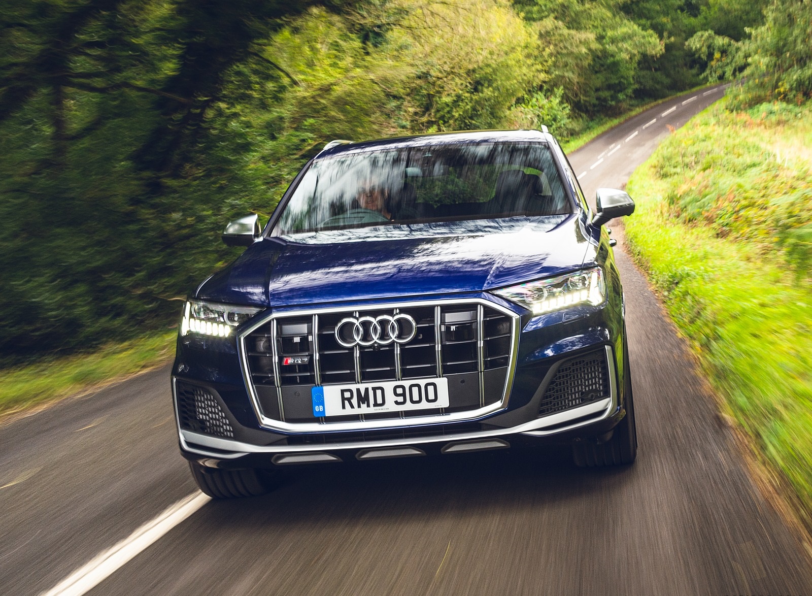 2020 Audi SQ7 TDI Vorsprung (UK-Spec) Front Wallpapers #12 of 140