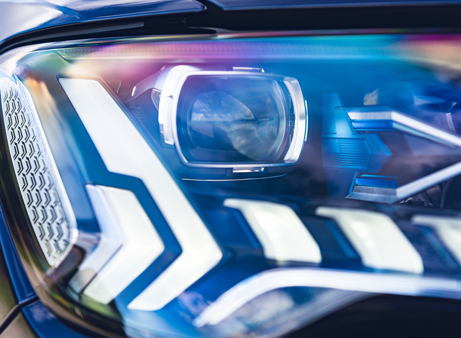 2020 Audi SQ7 TDI Vorsprung (UK-Spec) Headlight Wallpapers #51 of 140