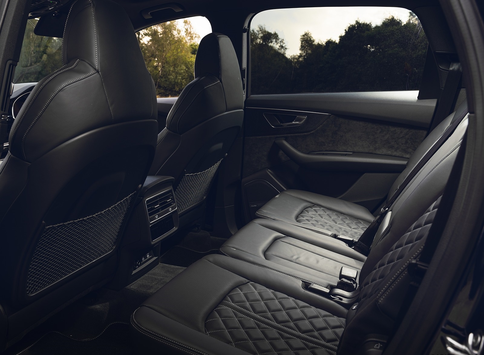 2020 Audi SQ7 TDI Vorsprung (UK-Spec) Interior Rear Seats Wallpapers #105 of 140