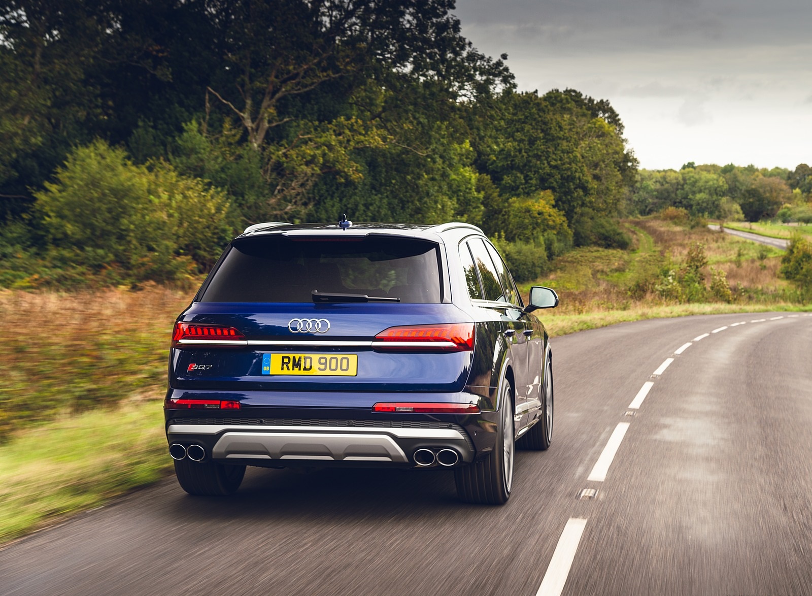 2020 Audi SQ7 TDI Vorsprung (UK-Spec) Rear Wallpapers #14 of 140