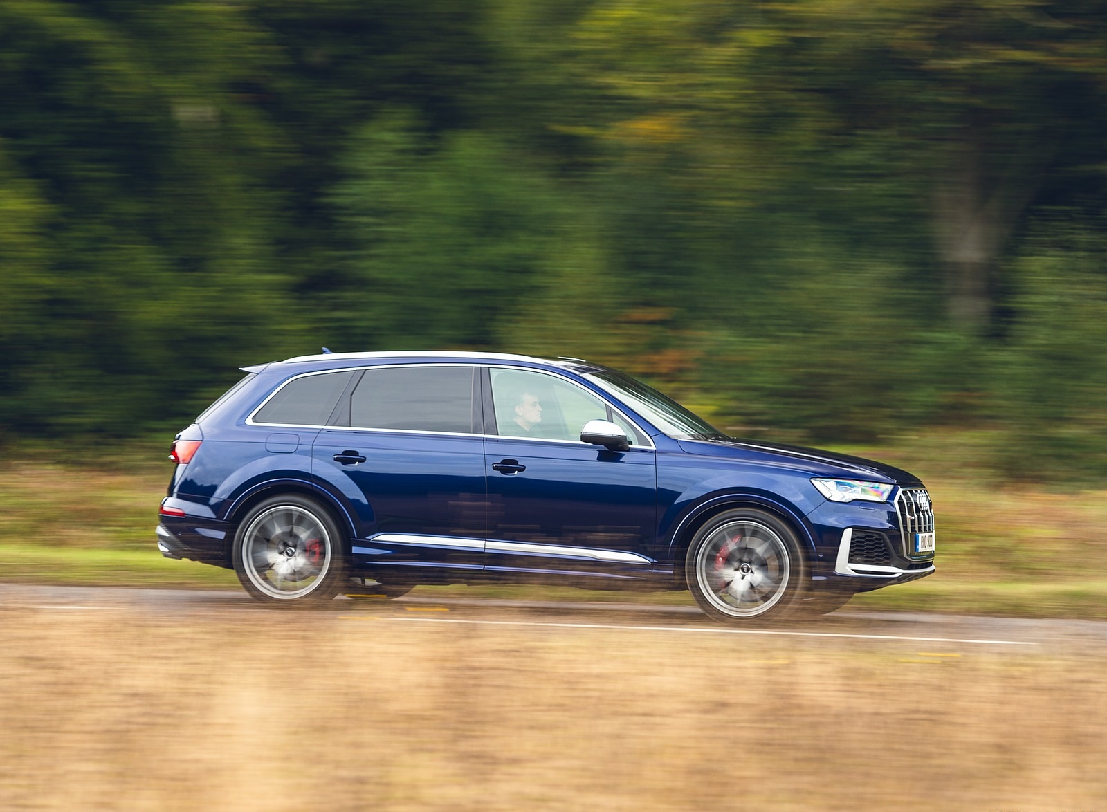 2020 Audi SQ7 TDI Vorsprung (UK-Spec) Side Wallpapers #18 of 140