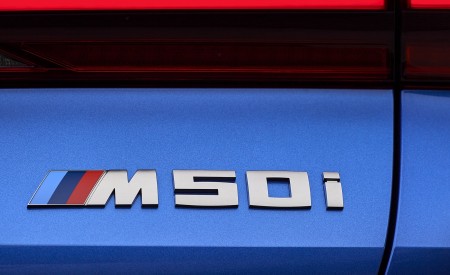 2020 BMW X6 M50i Badge Wallpapers 450x275 (52)