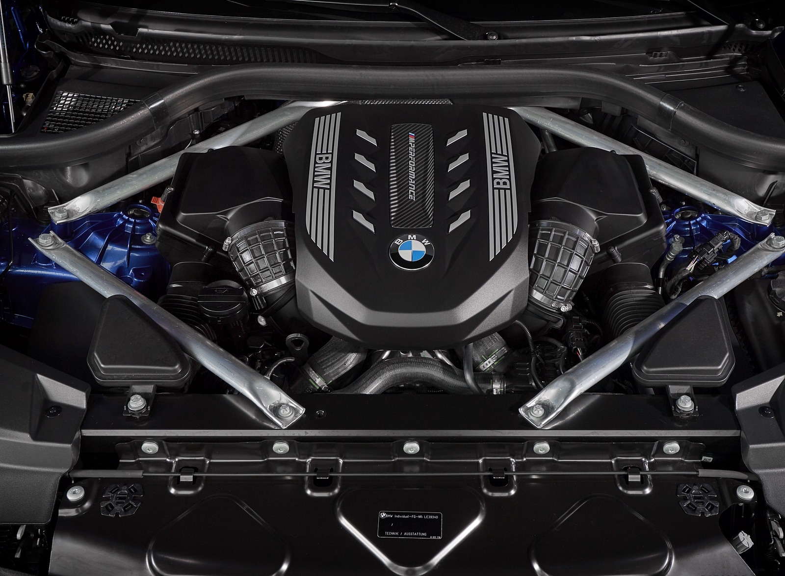 2020 BMW X6 M50i Engine Wallpapers #68 of 136