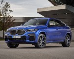 2020 BMW X6 M50i Front Three-Quarter Wallpapers 150x120 (34)