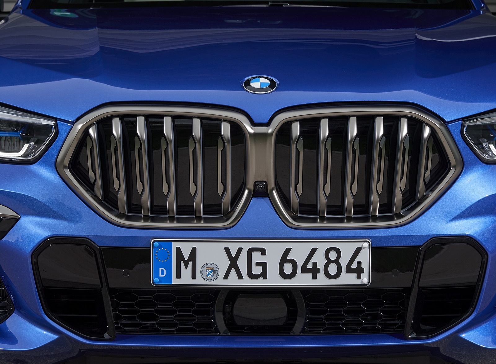 2020 BMW X6 M50i Grill Wallpapers #60 of 136