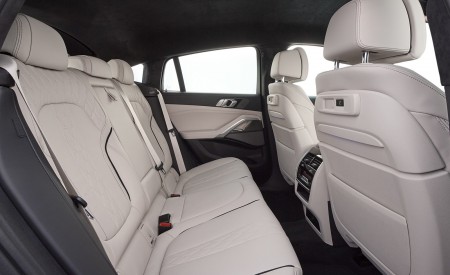 2020 BMW X6 M50i Interior Rear Seats Wallpapers 450x275 (92)