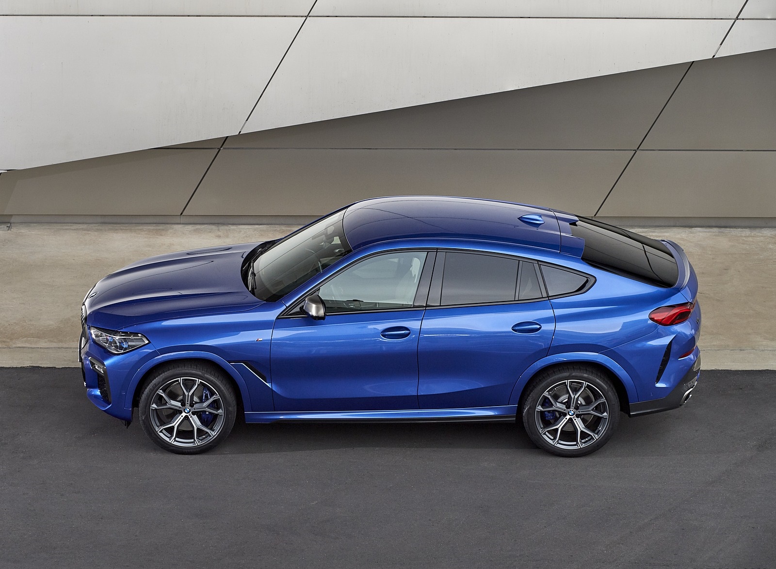 2020 BMW X6 M50i Side Wallpapers #42 of 136