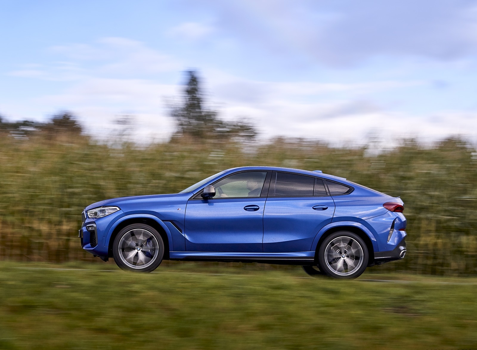 2020 BMW X6 M50i Side Wallpapers #32 of 136