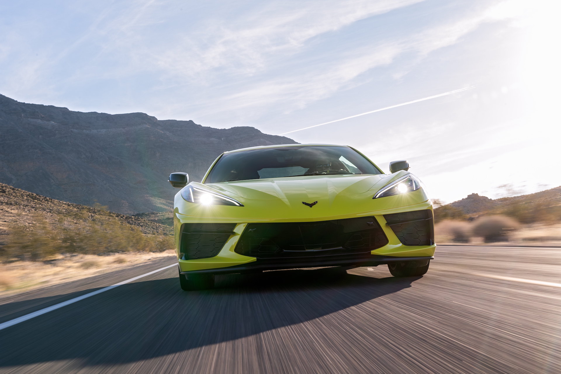 2020 Chevrolet Corvette Stingray (Color: Accelerate Yellow) Front Wallpapers #82 of 166