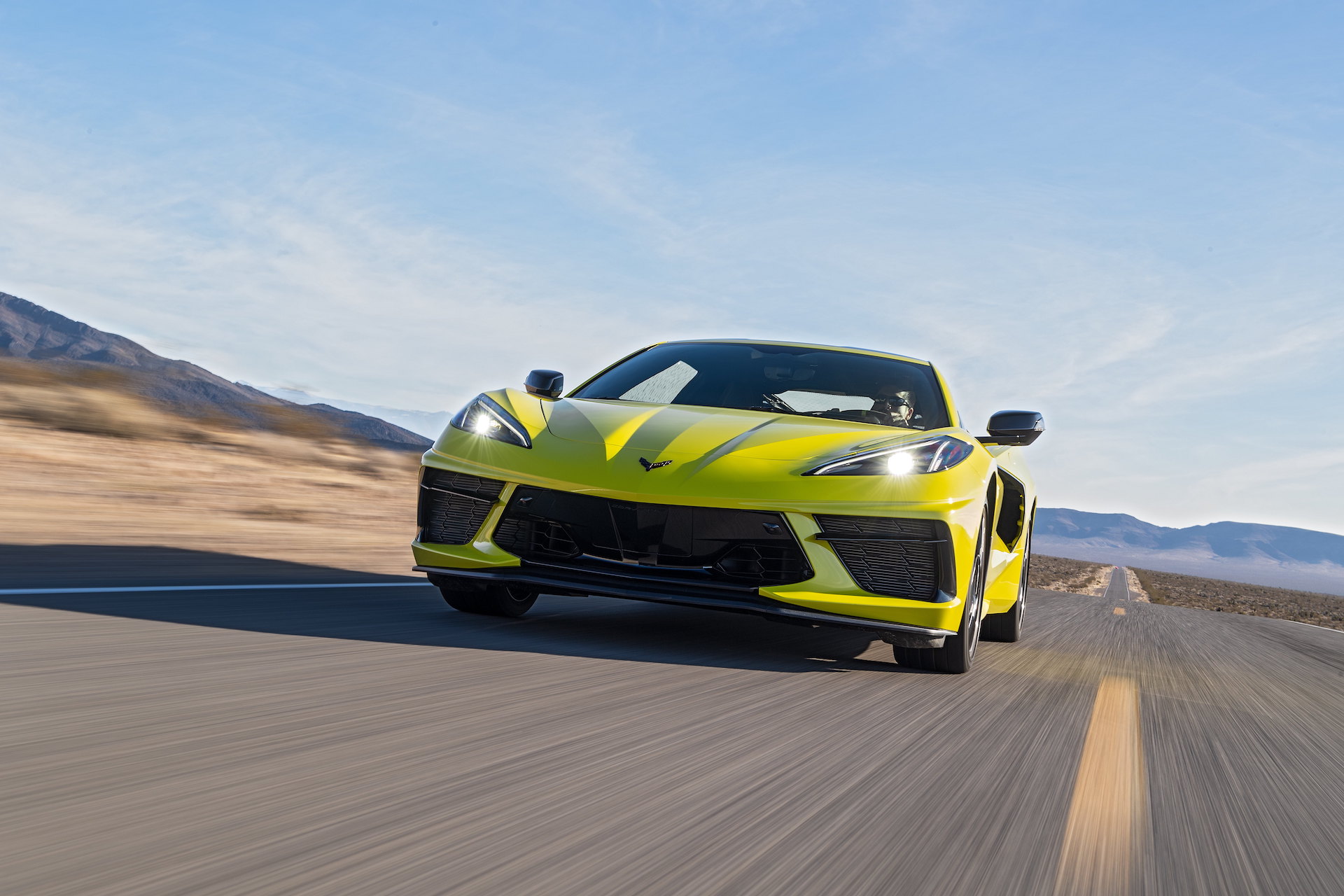 2020 Chevrolet Corvette Stingray (Color: Accelerate Yellow) Front Wallpapers #83 of 166