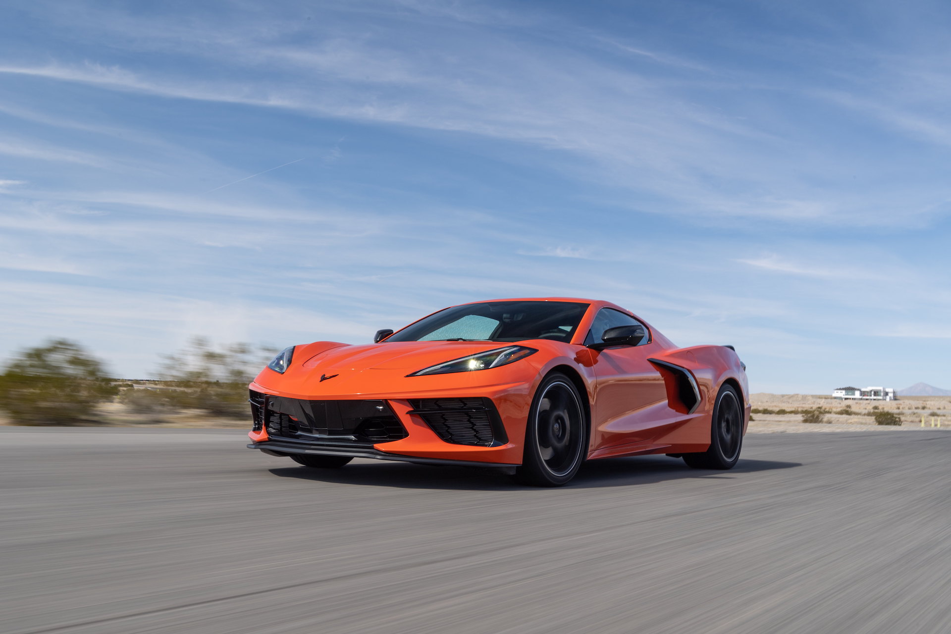 2020 Chevrolet Corvette Stingray (Color: Sebring Orange Tintcoat) Front Three-Quarter Wallpapers #4 of 166