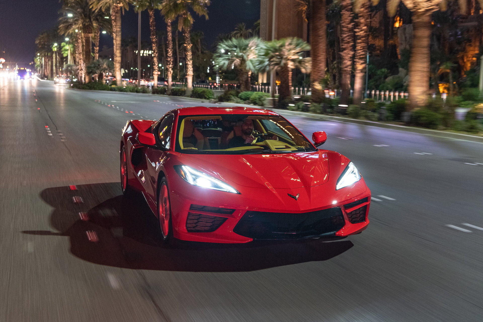 2020 Chevrolet Corvette Stingray (Color: Torch Red) Front Wallpapers #30 of 166