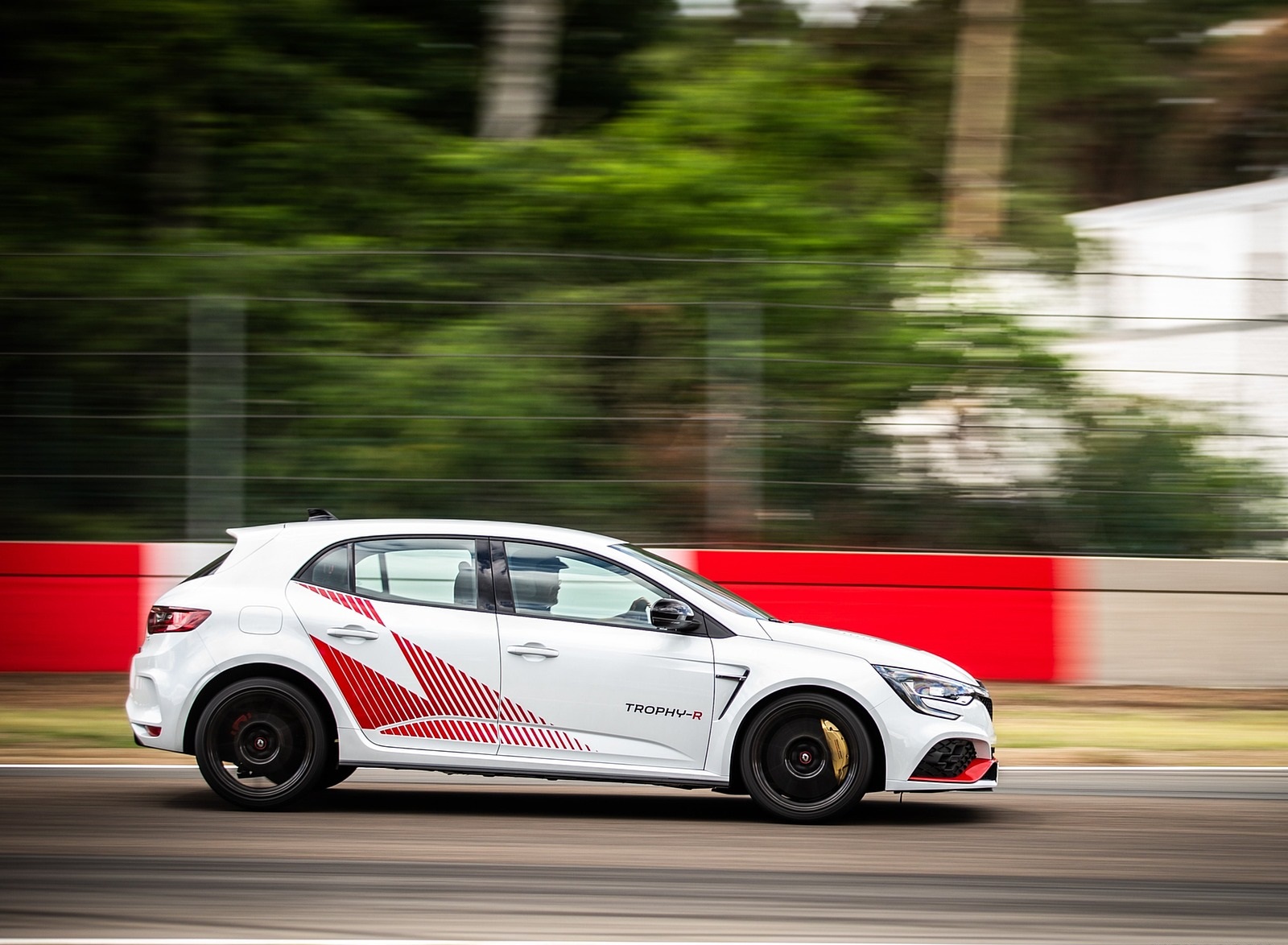 2020 Renault Mégane R.S. Trophy-R Side Wallpapers #11 of 71