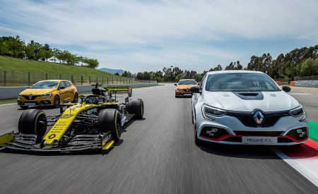 2020 Renault Mégane R.S. Trophy-R and R.S. 19 Formula One Car Wallpapers 450x275 (16)