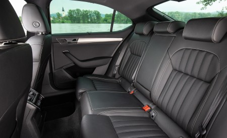 2020 Skoda Superb Laurin & Klement Interior Rear Seats Wallpapers 450x275 (53)