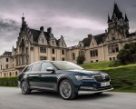 2020 Skoda Superb Scout Front Three-Quarter Wallpapers 150x120 (2)