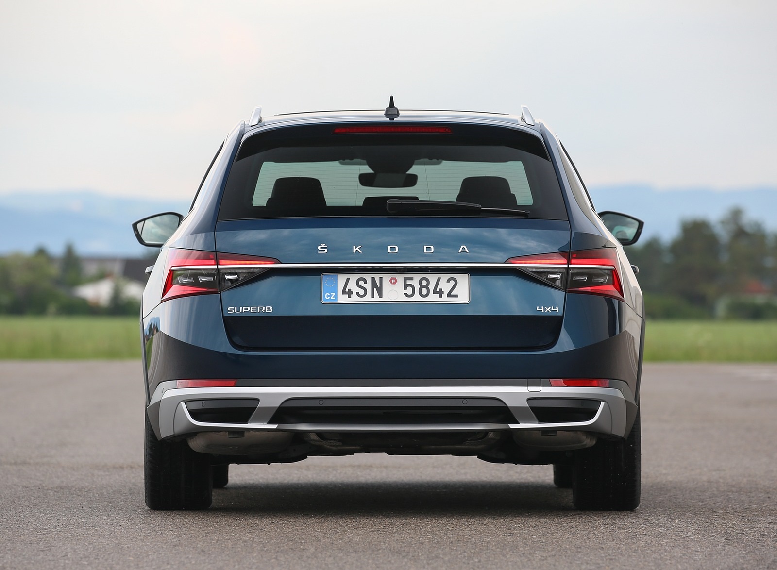 2020 Skoda Superb Scout Rear Wallpapers #25 of 51
