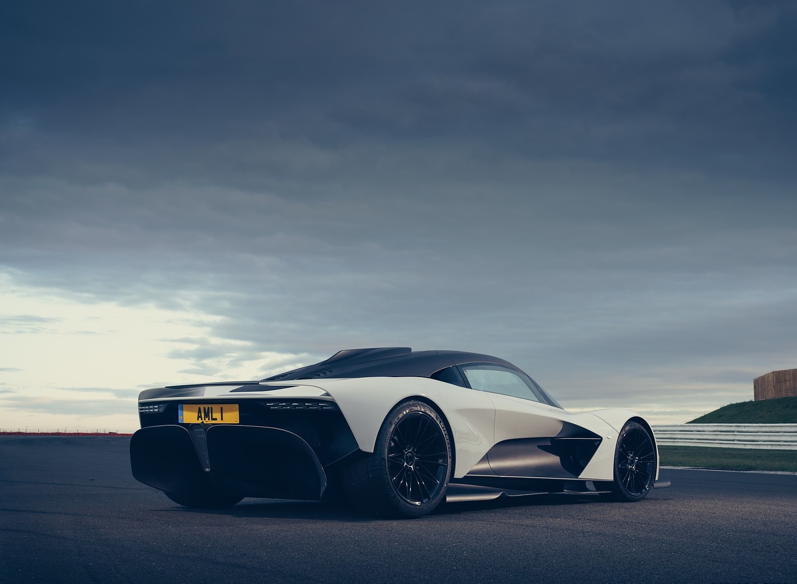 2020 Aston Martin Valhalla Rear Three-Quarter Wallpapers #5 of 7