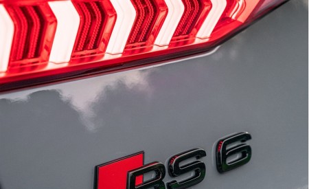 2020 Audi RS 6 Avant (Color: Nardo Gray; US-Spec) Tail Light Wallpapers 450x275 (102)