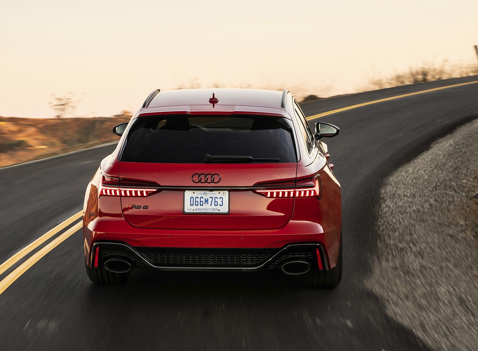 2020 Audi RS 6 Avant (Color: Tango Red) Rear Wallpapers #5 of 120