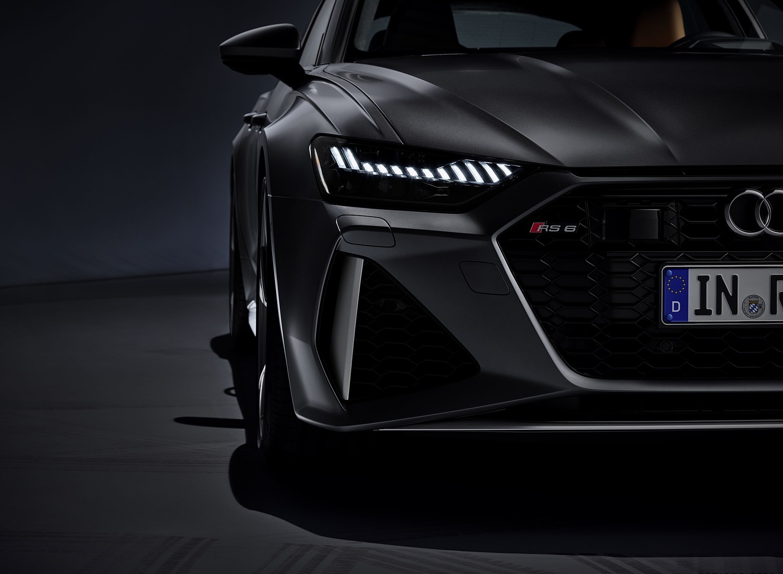 2020 Audi RS 6 Avant Headlight Wallpapers #68 of 120