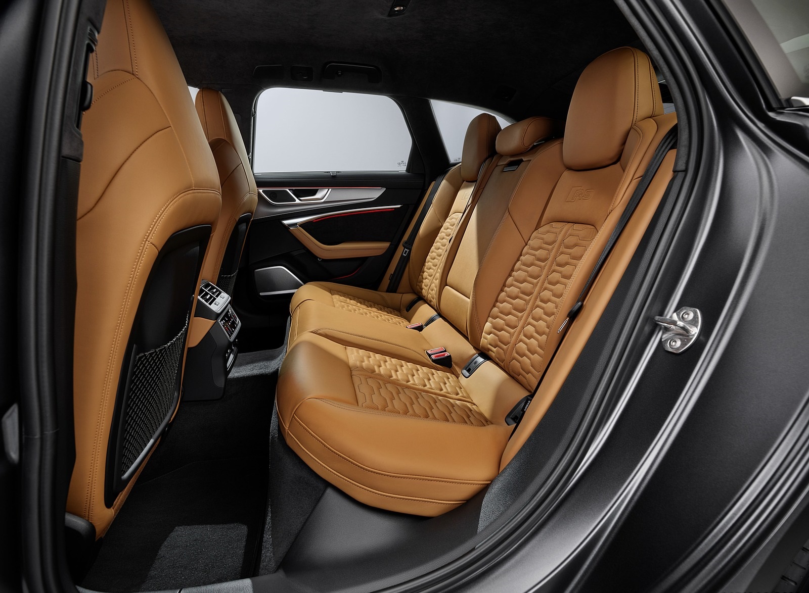 2020 Audi RS 6 Avant Interior Rear Seats Wallpapers #72 of 120