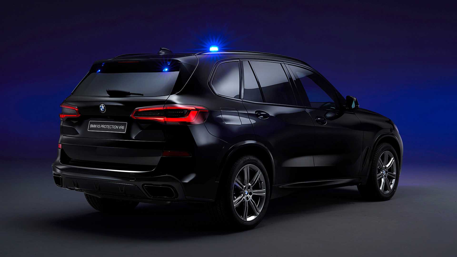 2020 BMW X5 Protection VR6 (Armored Vehicle) Rear Three-Quarter Wallpapers #13 of 25