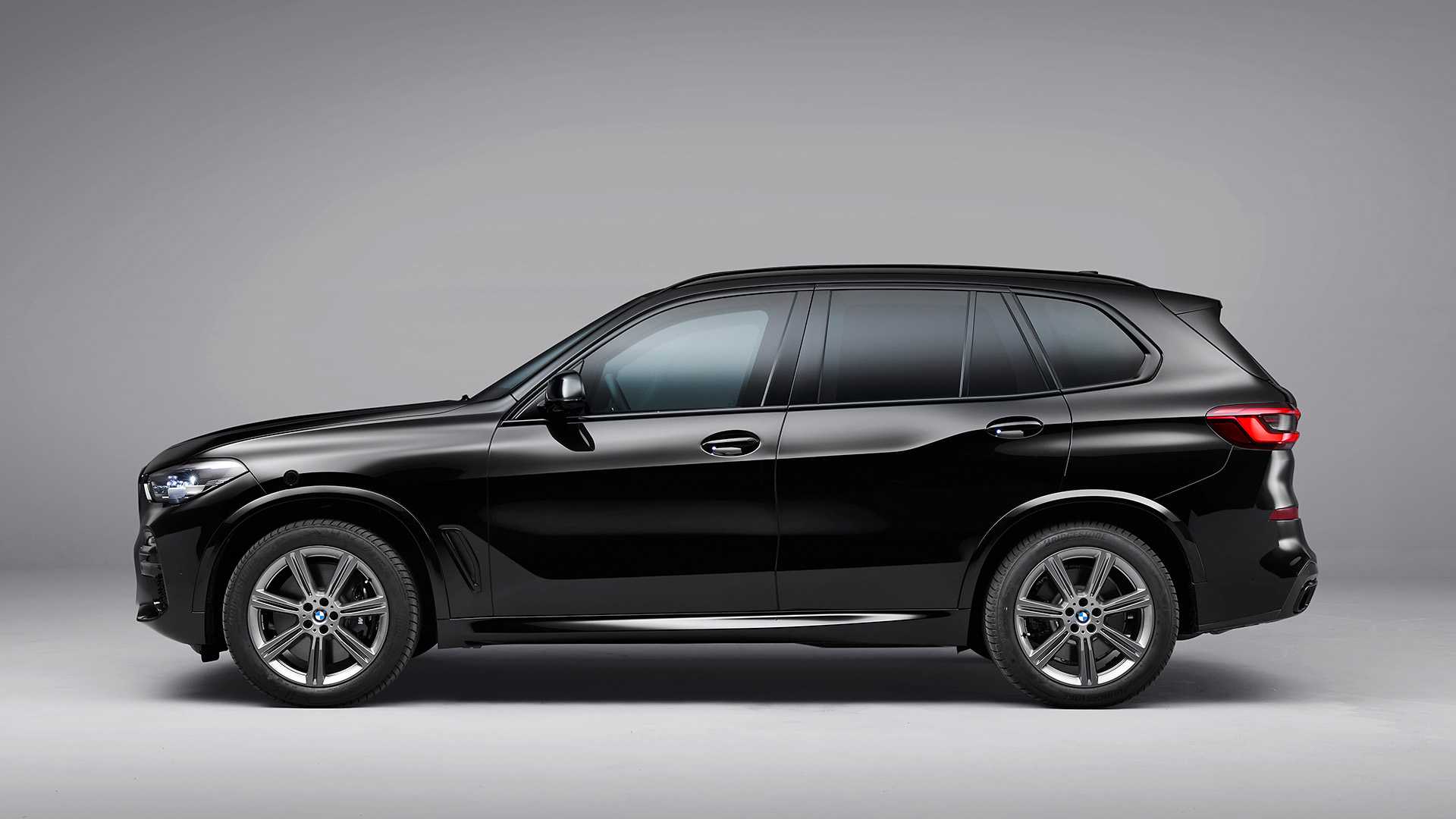 2020 BMW X5 Protection VR6 (Armored Vehicle) Side Wallpapers (5)